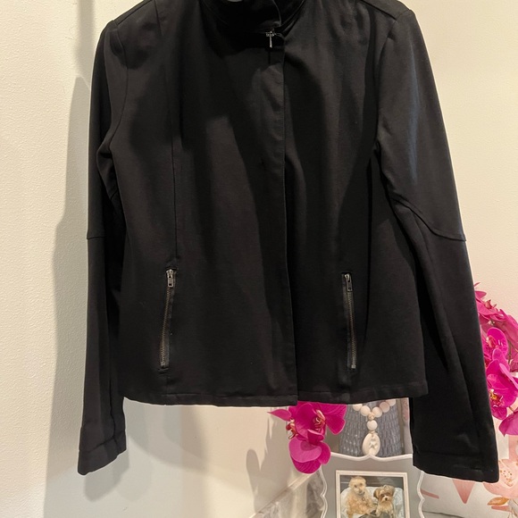 Michael Stars black jacket adorable! (large) - Picture 3 of 4